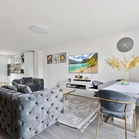 Duplex Charmant Avec Parking *