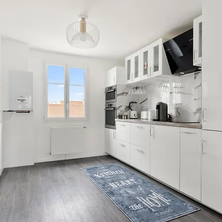 Duplex Charmant Avec Parking *
